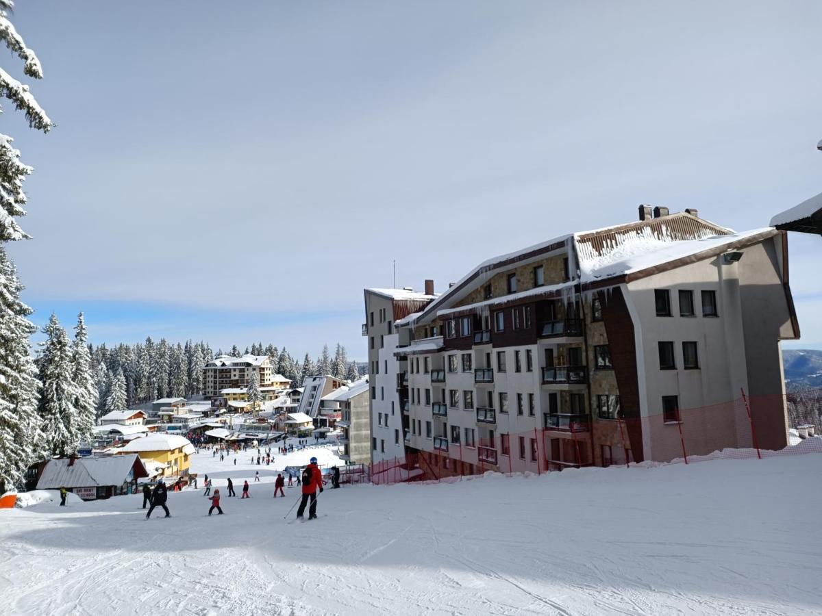 Viva 6 Apartment In Hotel Stenata Pamporovo Kültér fotó